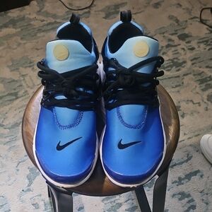 Nike Air Presto "Icon" Hyper Blue Sneakers